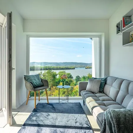 Akvarell Apartmanhaz Apartament Zebegény