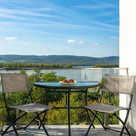 Akvarell Apartmanhaz Apartament