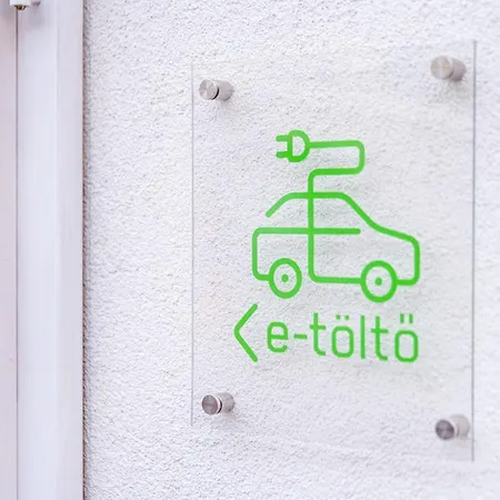 Apartament Akvarell Apartmanhaz *