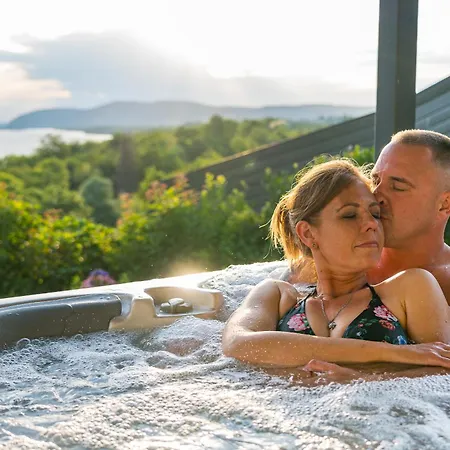 Akvarell Apartmanhaz 아파트