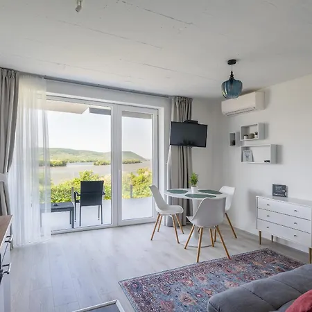 Apartament Akvarell Apartmanhaz Zebegény