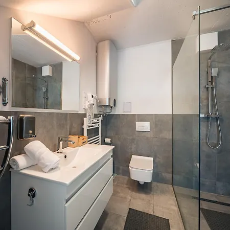 Akvarell Apartmanhaz