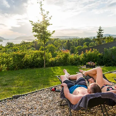 Apartament Akvarell Apartmanhaz *