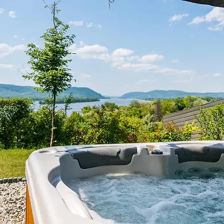 Apartament Akvarell Apartmanhaz *