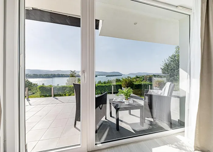 Akvarell Apartmanhaz * Zebegeny
