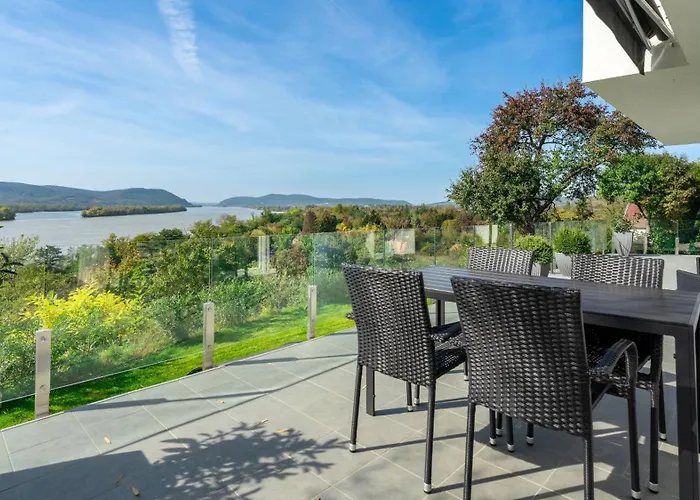 Akvarell Apartmanhaz Zebegeny